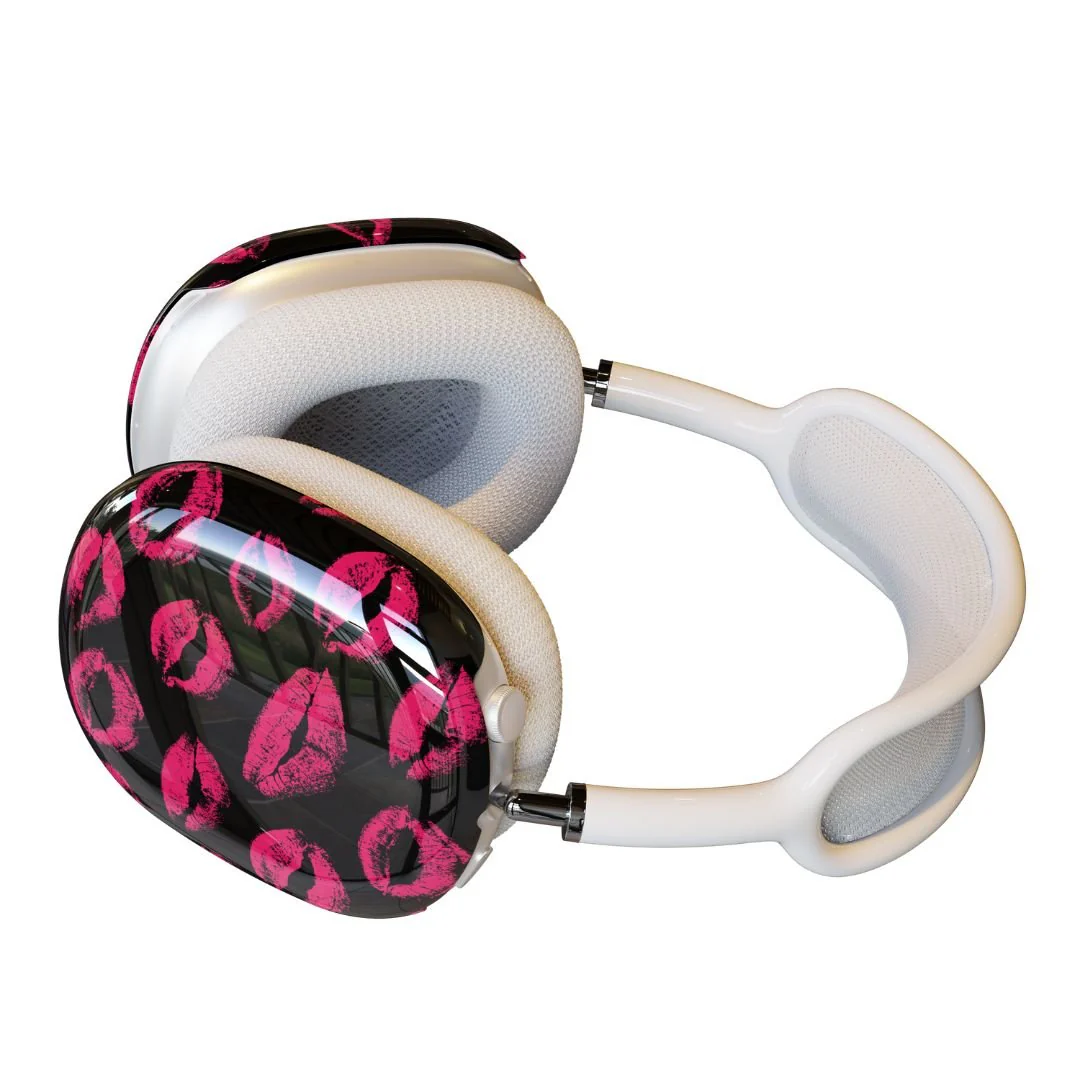 Kiss Me Airpod Max Case - Image 7